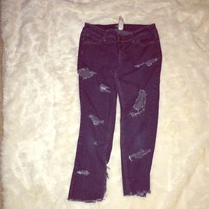 Ripped jeans 👖❤️